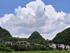 -高荡千年布依古寨旅游景区