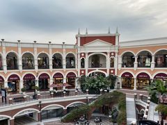 -佛罗伦萨小镇广佛名品奥特莱斯(疏港路店)