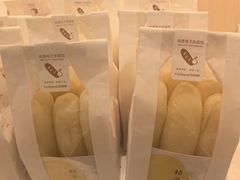 -好利来(上海虹桥新天地Lab主题店)