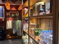 -一叶一世界·素食餐厅(锦华万达店)