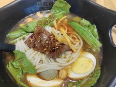 -桂在香知桂林米粉(红博中央公园店)