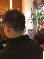-心迪染发专门店