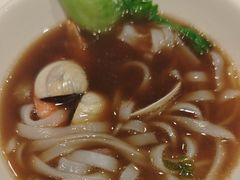 -亚龙湾希尔顿自助餐厅·海鲜·烧烤·沙滩BBQ·现场乐队