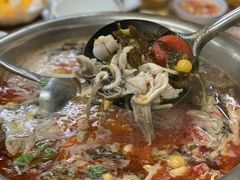 -周良天山牛杂城(天山路总店)