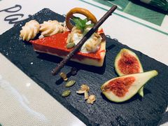 -Rabbit Cafe私房西餐甜点咖啡(栖霞路店)