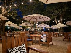 -三亚艾迪逊酒店·海滩烧烤 BARBACOA·现场乐队·浪漫晚餐·烧烤海鲜