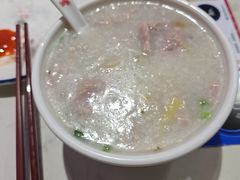 猪腰粥-穗银肠粉店(东川路店)