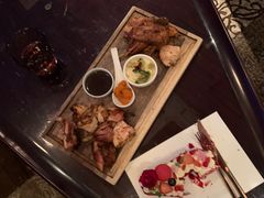-The ROOF (通盈中心店)
