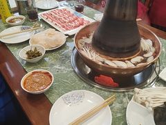 -楼外楼大刀肉传统火锅(西安大路店)