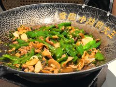 -费大厨辣椒炒肉(黄兴中心广场店)
