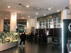 -奔驰北京极光星徽(四元桥店)