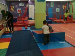 -小小运动馆(浦江店)