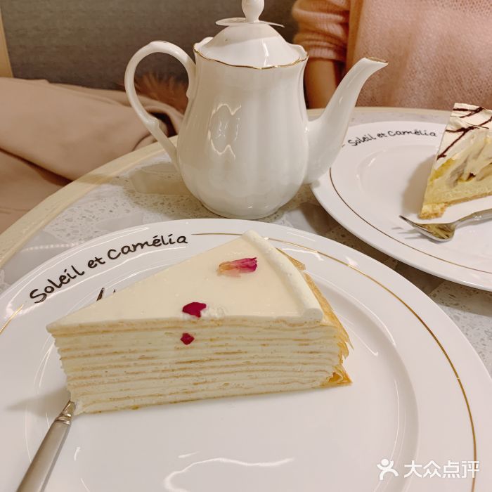 日和山茶(武汉天地店)奶油原味千层蛋糕图片