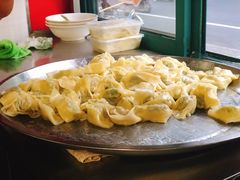 荠菜肉冷馄饨-潘国仙耳光馄饨(黄家阙路店)