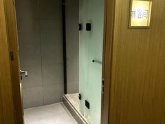 -耳湾躺式采耳SPA馆(保利五月花店)