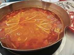 -毛辣果·贵州红酸汤牛肉火锅(西单店)