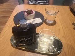 -ZING COFFEE 镜咖啡