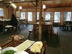 大堂-好汉锅园林秘制老火锅 柴火霸王鸡(金沙店)