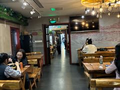 -万记麻辣烫国展总店