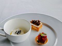 -岷山饭店·THE RIVER HOUSE西餐厅