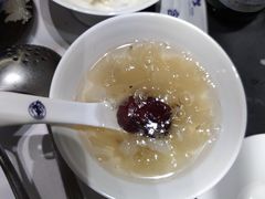 -红鼎豆捞·非遗鲍皇汤火锅(宝丰路店)