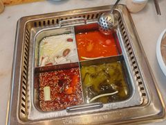 -巴渝瓦肆重庆鲜火锅(宝龙环湖店)