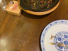 -富正毅三下锅·湘西韵味(天门山索道店)