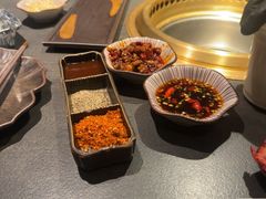 -铭牛烧肉·和牛海鲜自助(高新月牙湖店)