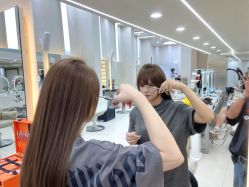 -十六番发型师事务所