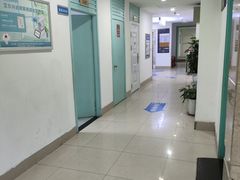 -上海和平眼科医院