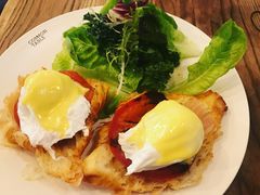 -Common Table · Brunch & Coffee