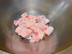 -老刘生态大鱼坊铁锅炖鱼(赛马场店)