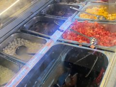 自助取餐区-钱记三鲜冰粉