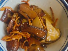 -楠小云·云南鲜菌·鲜牛自助火锅(九眼桥店)