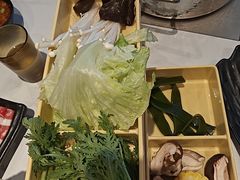 -呷哺呷哺 黄金牧场 (中发百旺店)