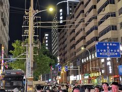 -正宁路小吃夜市