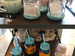 零售区-星巴克臻选(莘庄仲盛店)