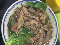 口蘑汤-万三面馆(青龙正街太古里店)