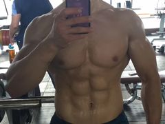 -健龙森俱乐部·游泳·健身·羽毛球综合体育馆