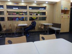 -华莱士·全鸡汉堡(吉祥街店)