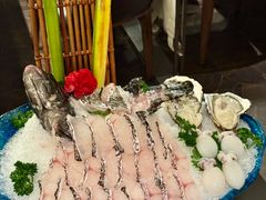 -鲜入唯煮·港式海鲜牛肉火锅(金宝街店)