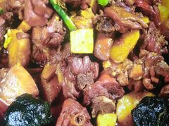 天山乌梅大盘鸡-疆遇·新新新新的新疆菜(万达店)
