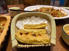 石屏烧豆腐-老滇山寨•云南特色菜•地方菜•民族风情歌舞表演(金碧店)