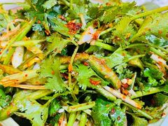 老虎菜-河坝烧烤串城(金达莱店)