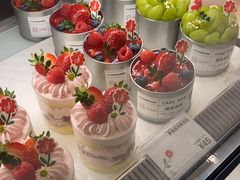 -花花卷卷·鲜食蛋糕(泉屋店)