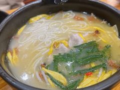 -桥香园过桥米线(国贸店)