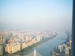 -广州塔卢特斯法国旋转餐厅