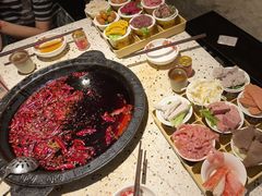 -红九格老火锅(三峡广场店)