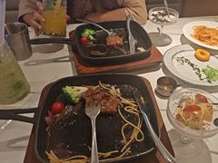 -牛扒先生·雪花牛扒西餐厅(东平店)