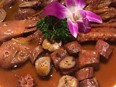 -三人行骨头王火锅(长寿店)
